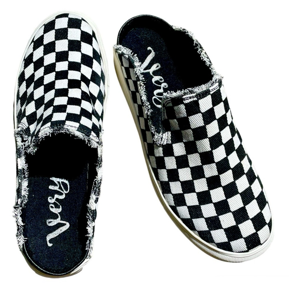 Very G: Checkered Slip-On Sneakers